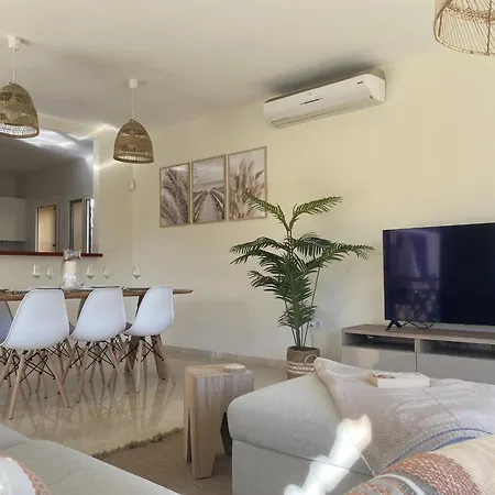 Casa La Riviera Del Sol *